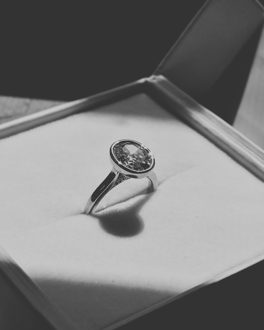 Why Bezel Engagement Rings Are Trending in 2025