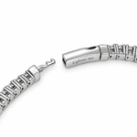 Close-up of Lafonn flexible tennis bracelet clasp in platinum-bonded sterling silver.