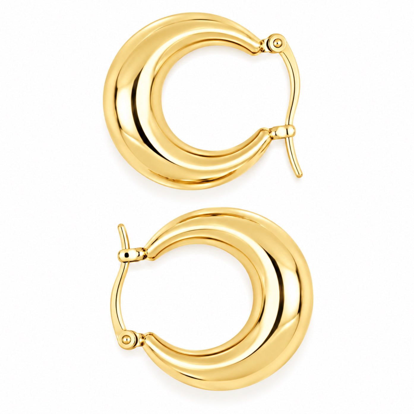 LIZAS All Time Classics gold hoop earrings with a polished rounded design and hinged closure.
