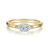 Sola Marquise East-West Ring