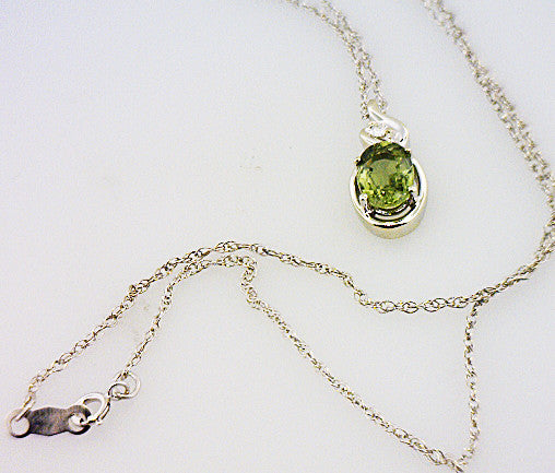 14k White Gold .02ct Green Sapphire Necklace